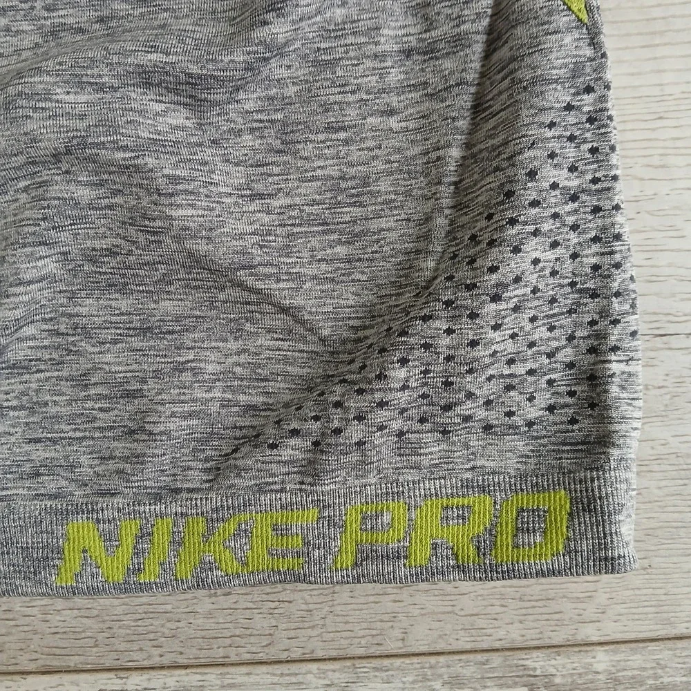 Nike Pro Therma FIT ADV TechKnit Hoodie Gray Green Thumb Hole‎ Pullover Womens S